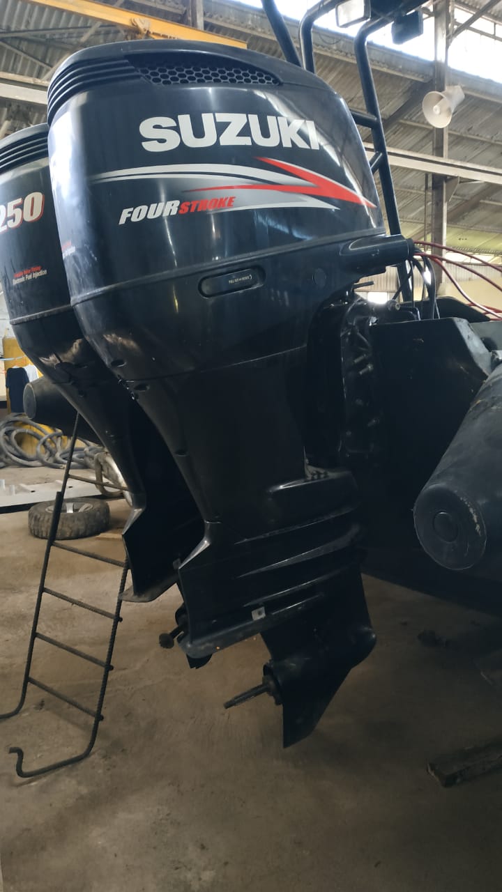 Install Outboard Engines